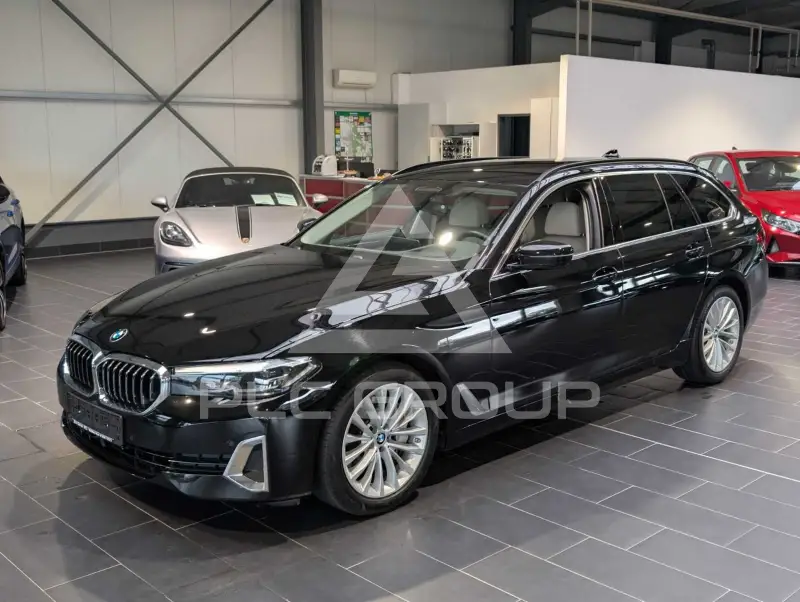 2023 BMW 530
