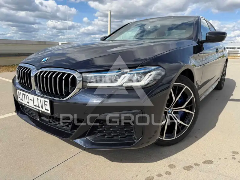 2023 BMW 530