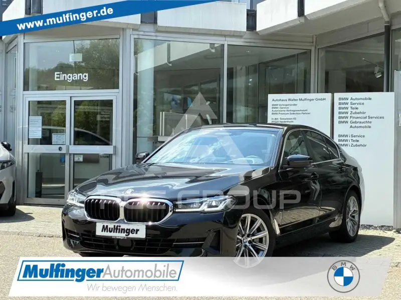 2023 BMW 530