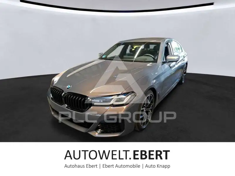 2023 BMW 530