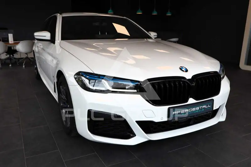 2023 BMW 530