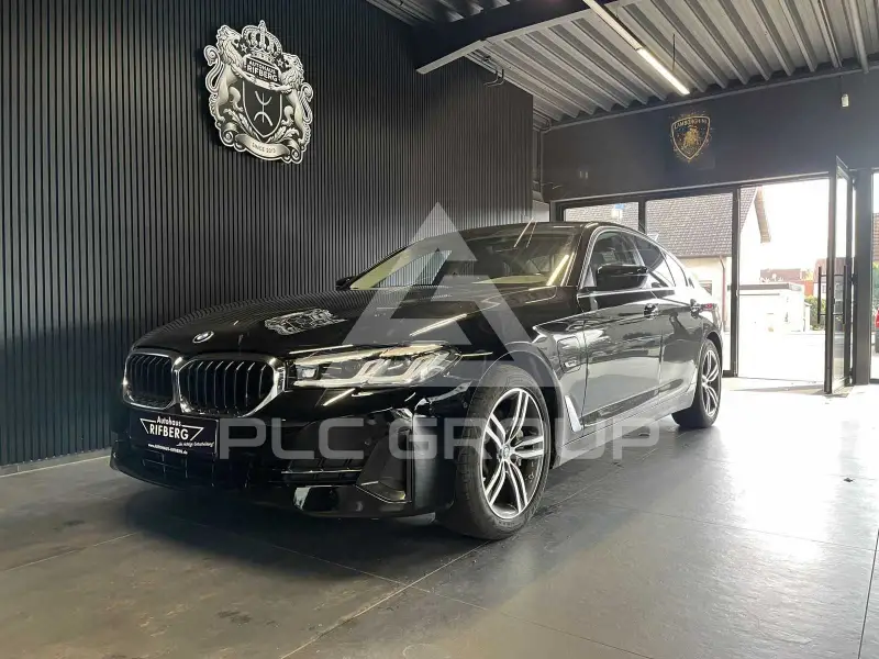 2023 BMW 530