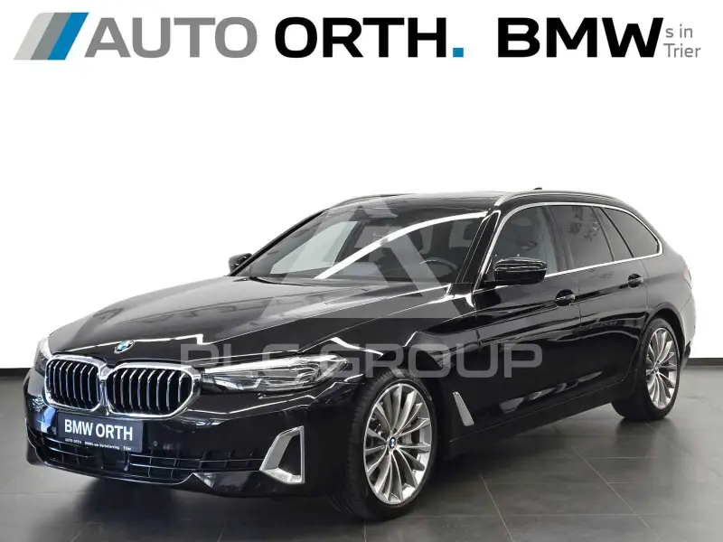 2023 BMW 530