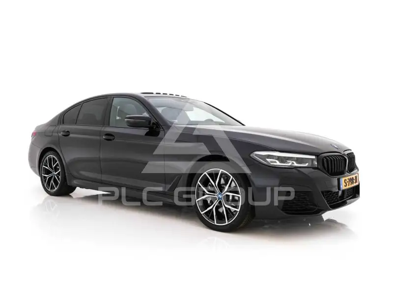 2023 BMW 530
