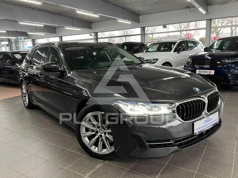2023 BMW 530