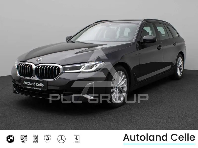 2023 BMW 530