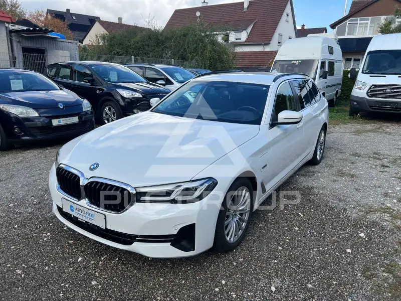 2023 BMW 530