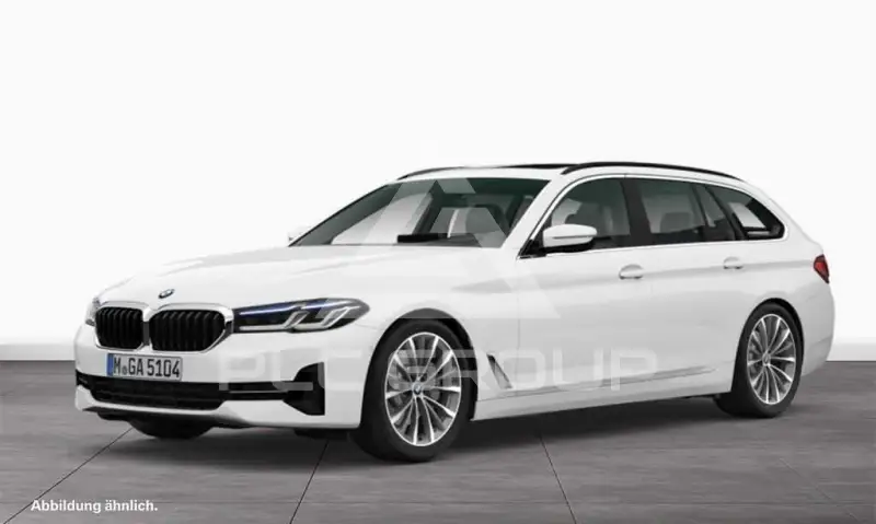 2023 BMW 530