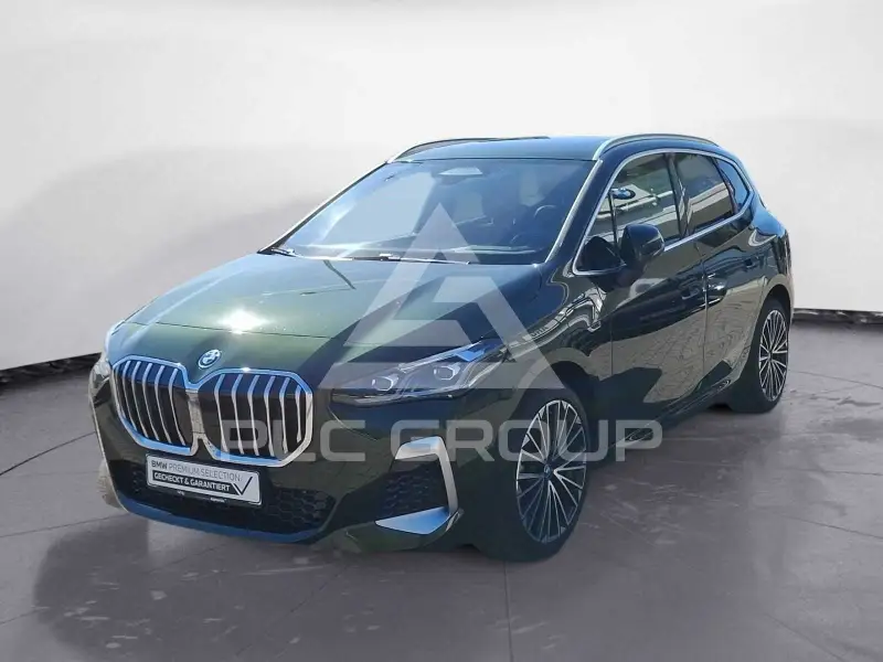 2023 BMW 230