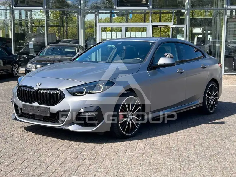 2023 BMW 218