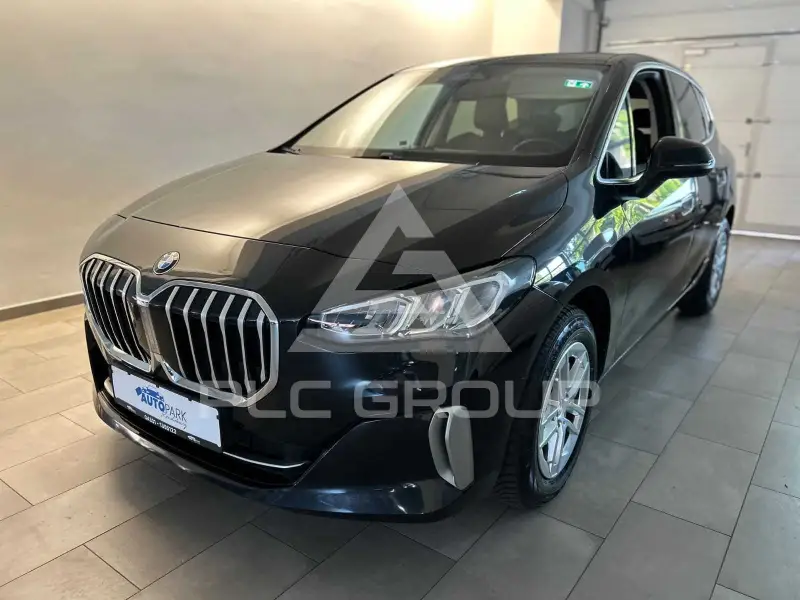 2023 BMW 218