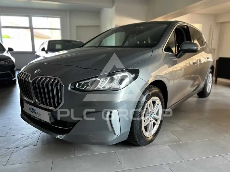 2023 BMW 218