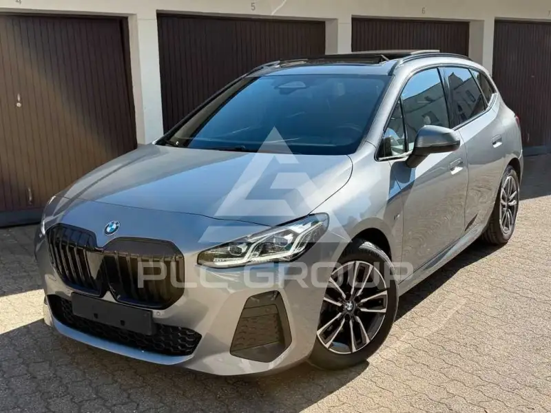 2023 BMW 218
