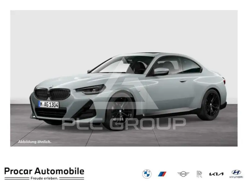 2023 BMW 218