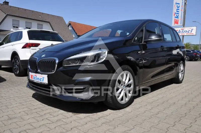 2023 BMW 218