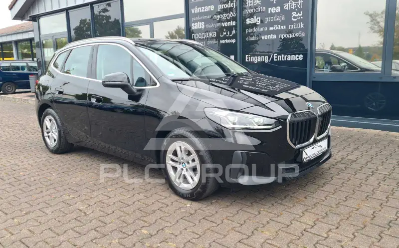 2023 BMW 218