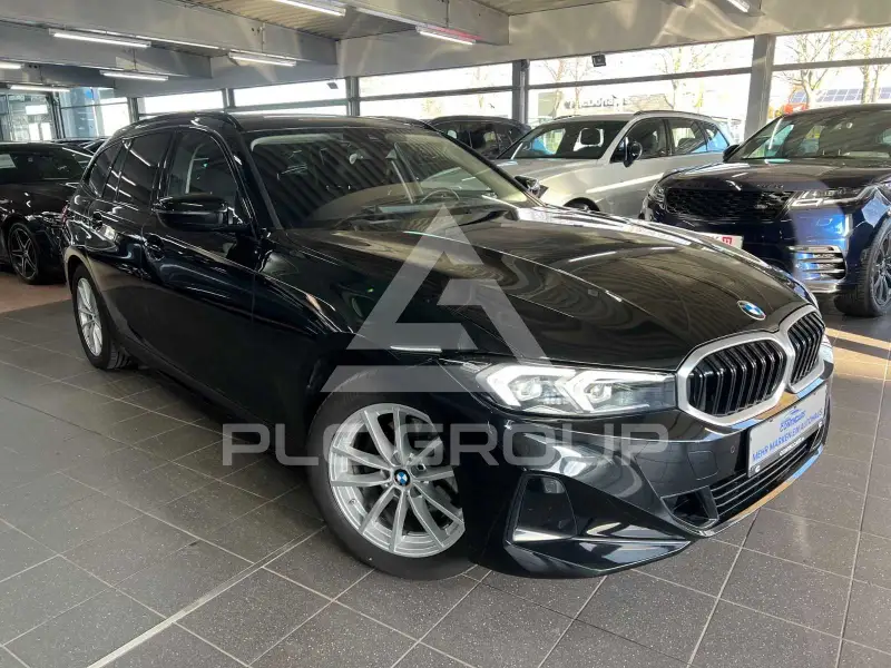 2023 BMW 320