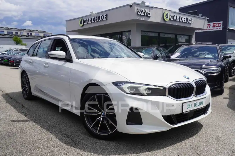 2023 BMW 320