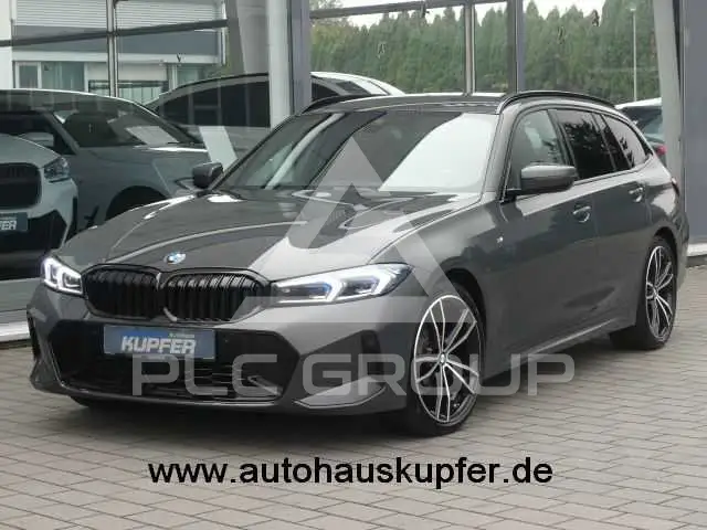2023 BMW 320