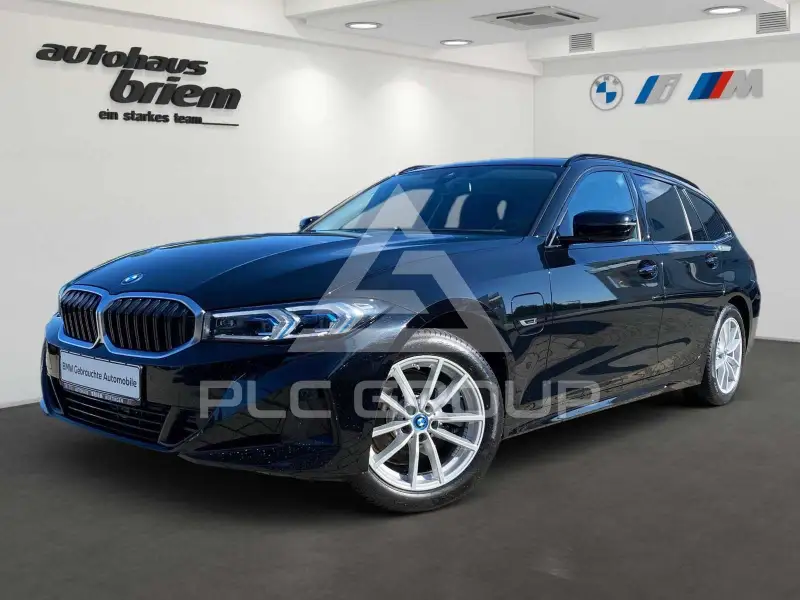 2023 BMW 320