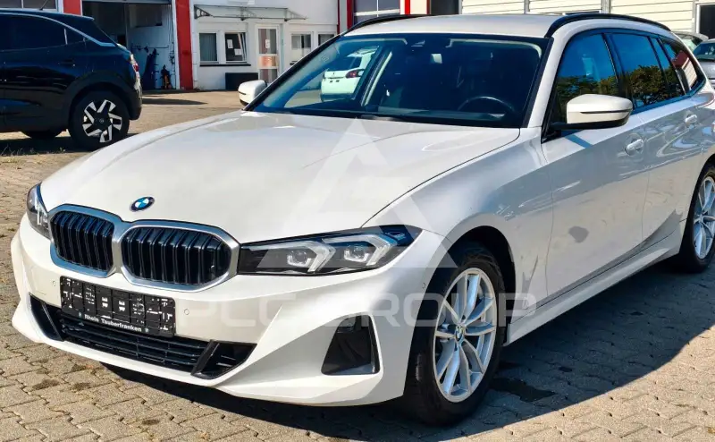 2023 BMW 320