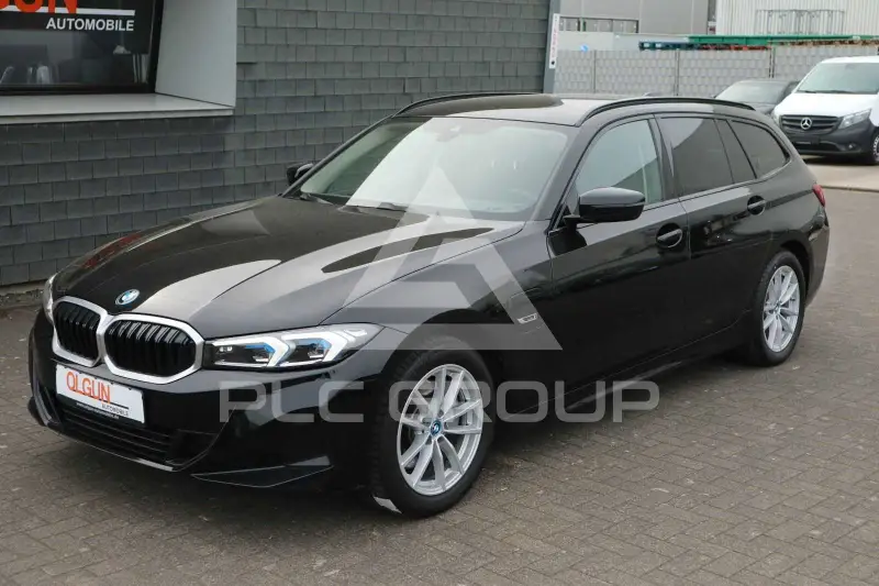 2023 BMW 320
