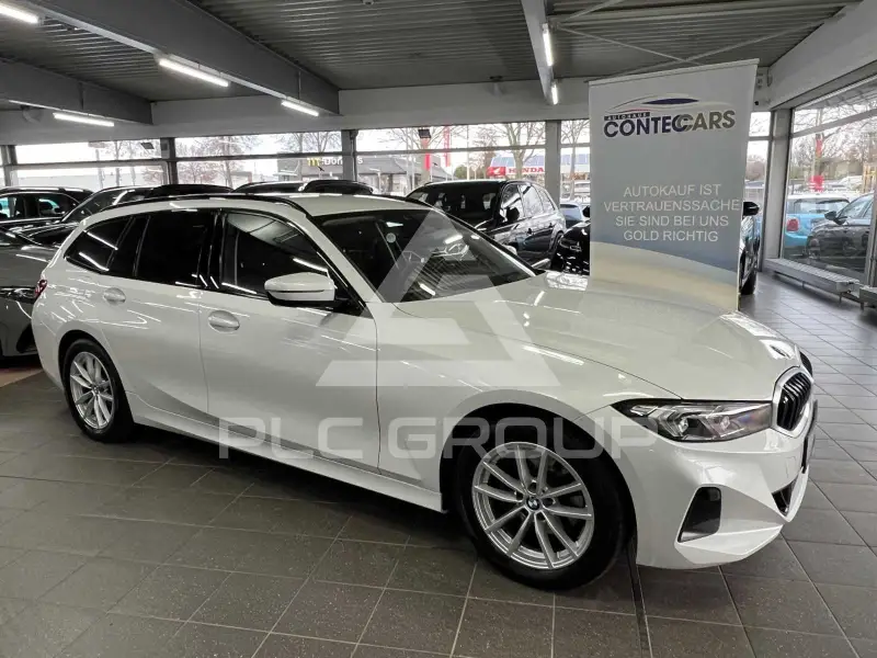 2023 BMW 320