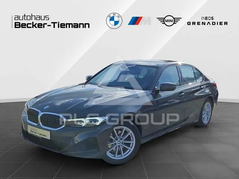 2023 BMW 320