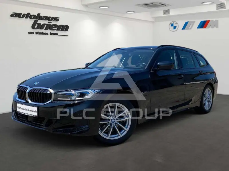 2023 BMW 320