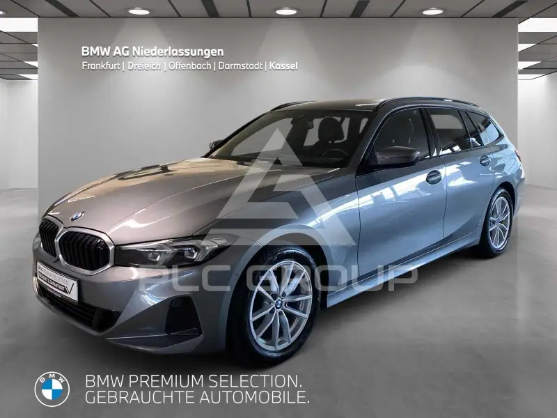 2023 BMW 320