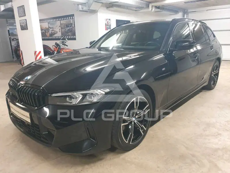 2023 BMW 320