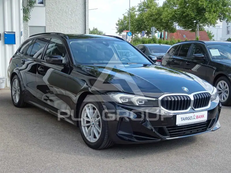 2023 BMW 320