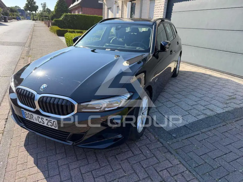 2023 BMW 320