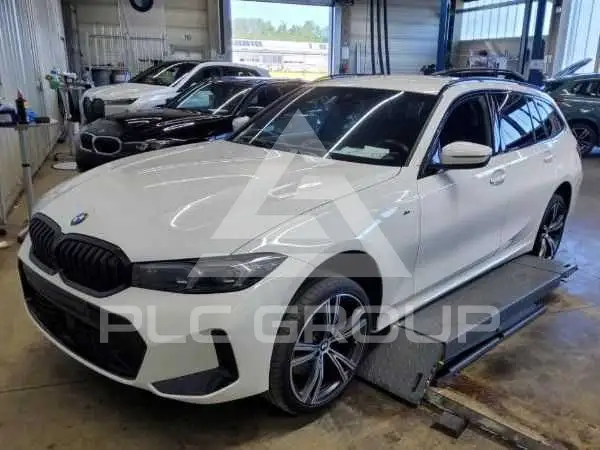 2023 BMW 320