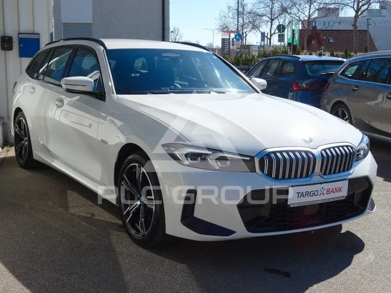 2023 BMW 320
