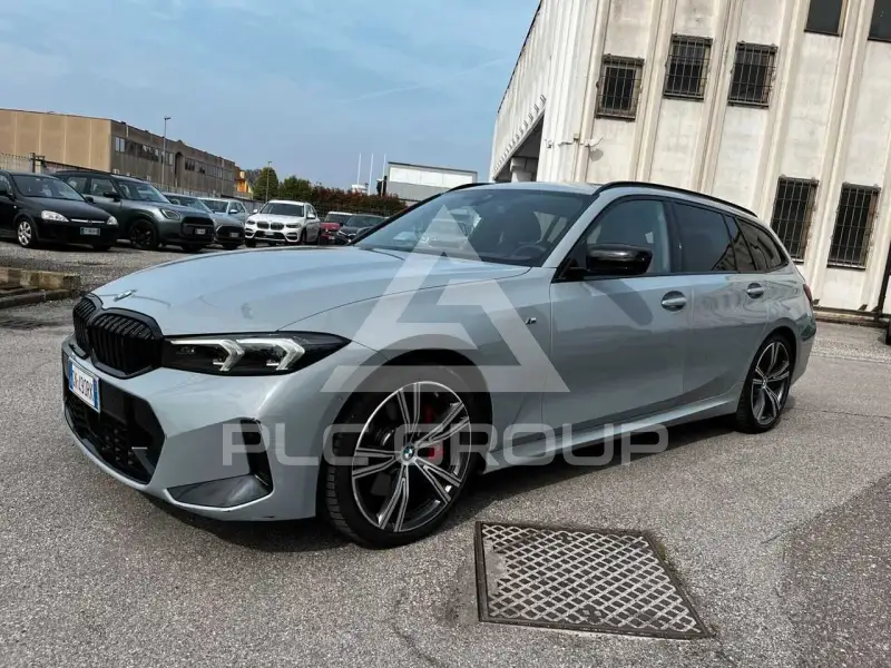 2023 BMW 320