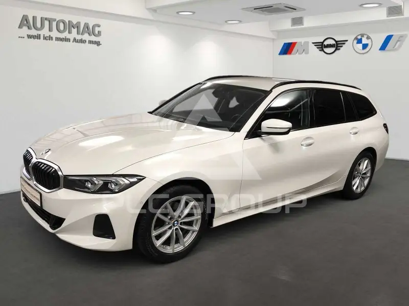 2023 BMW 320