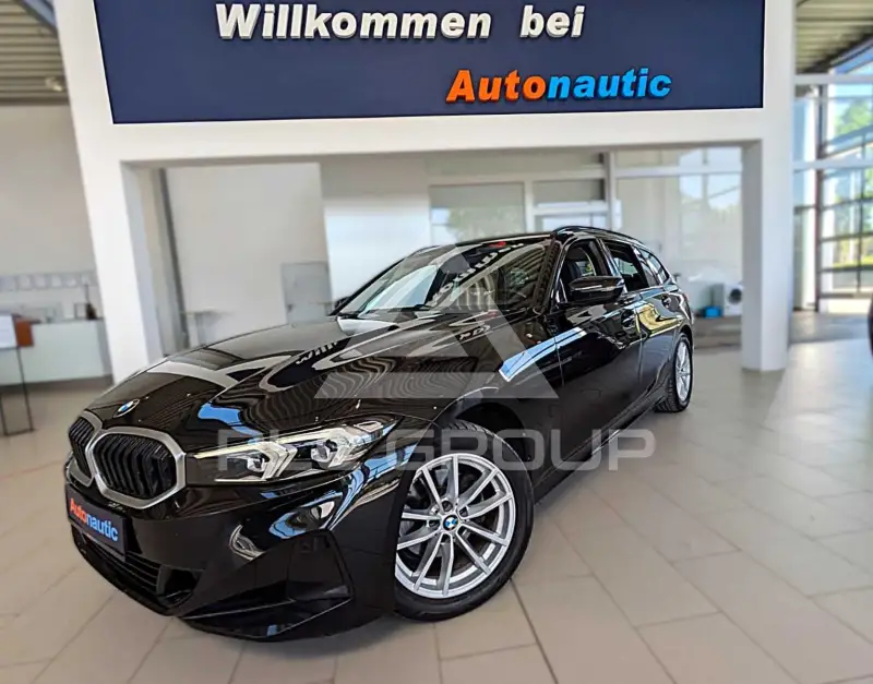 2023 BMW 320