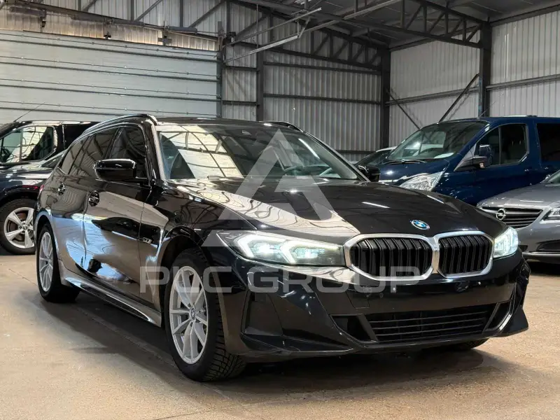 2023 BMW 320