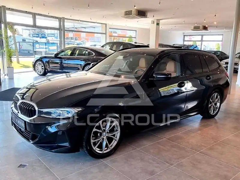 2023 BMW 320