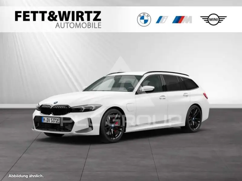 2023 BMW 320