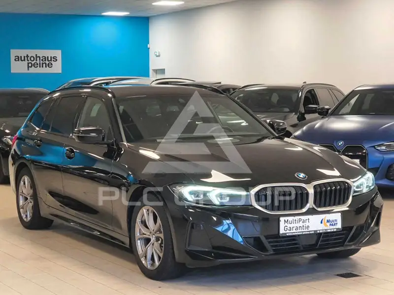 2023 BMW 320