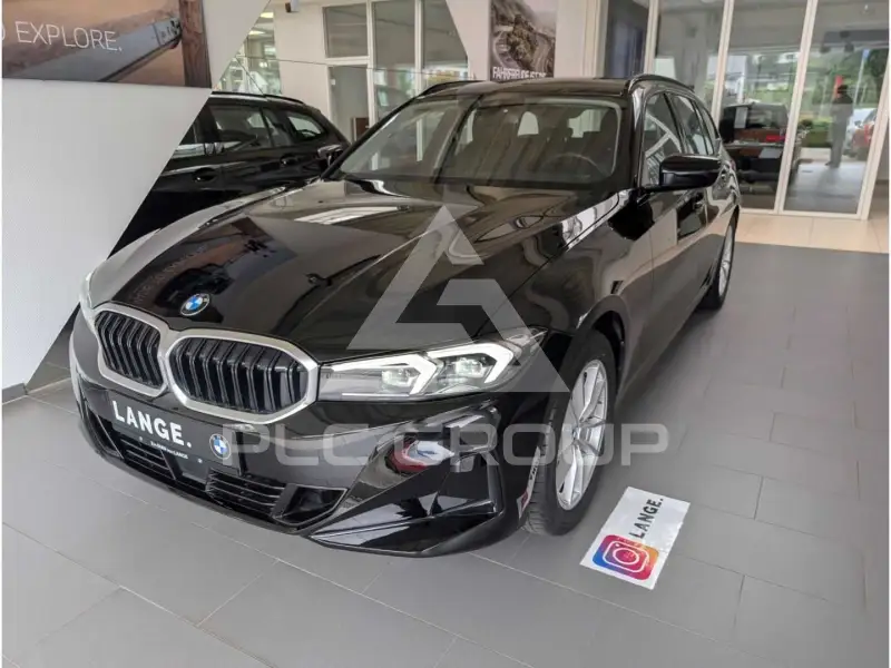 2023 BMW 320