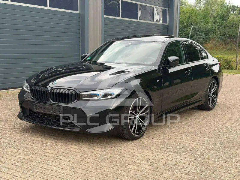2023 BMW 320