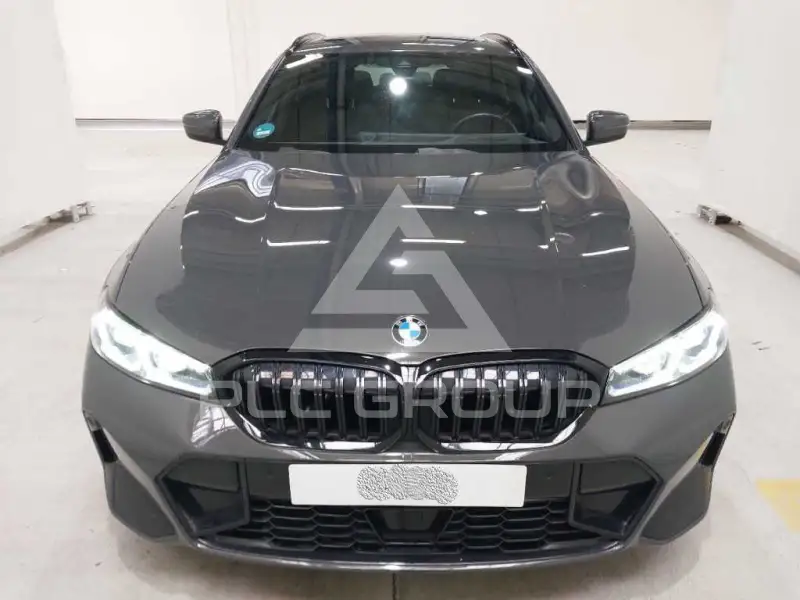 2023 BMW 320