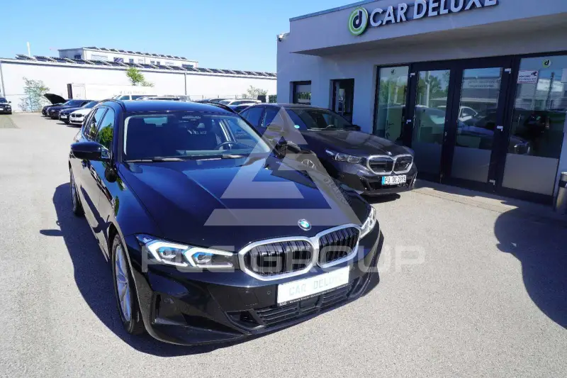 2023 BMW 320