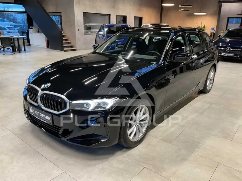 2023 BMW 320