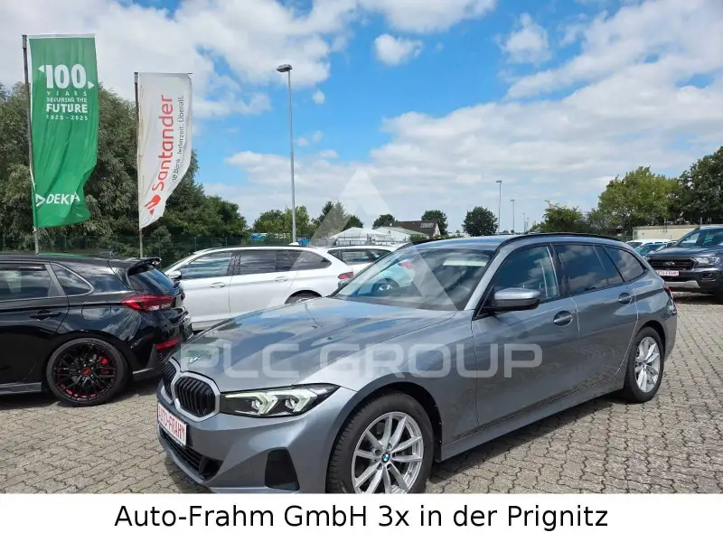 2023 BMW 320