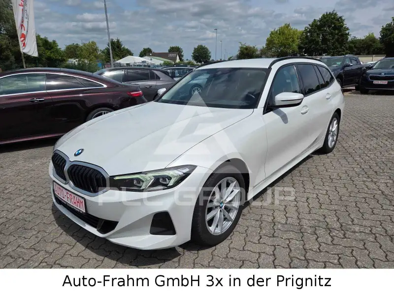 2023 BMW 320