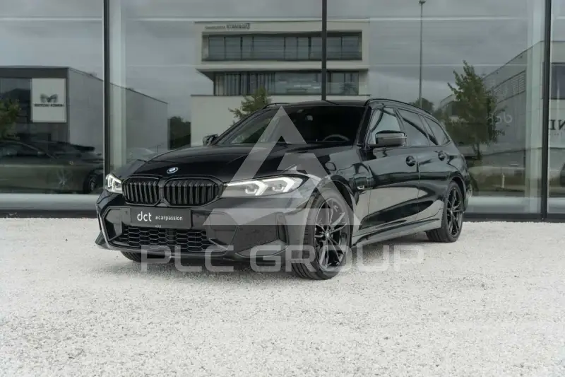 2023 BMW 320